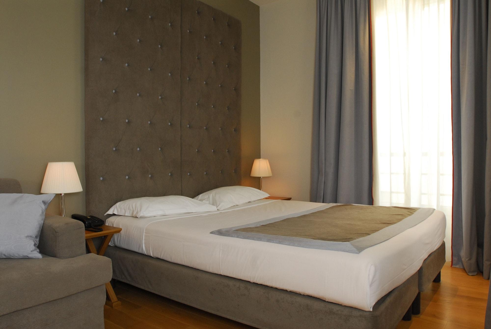 วินด์เซอร์ โอเปร่า Hotel ปารีส ภายนอก รูปภาพ